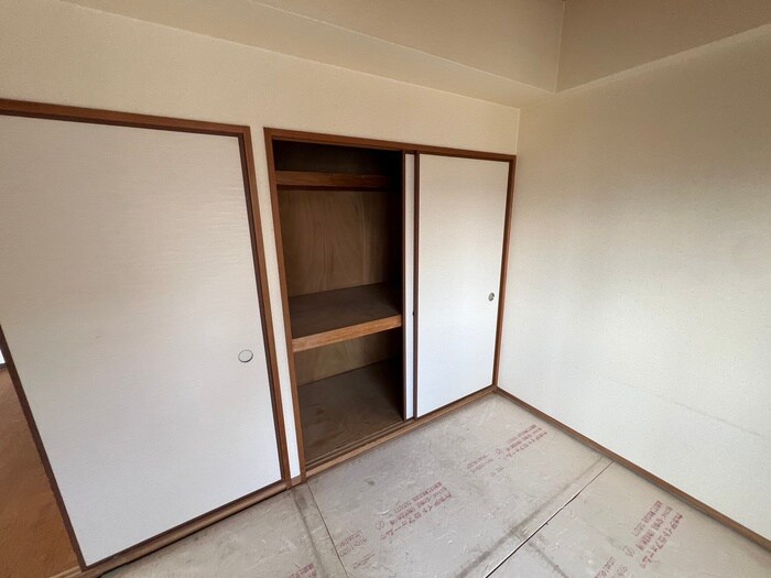 物件内観写真11　(収納)