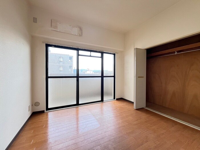 物件内観写真14　(居室)