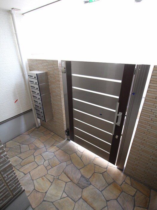 物件外観写真6　(建物設備)