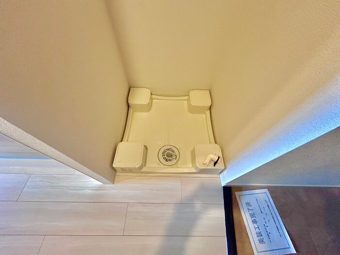 物件内観写真14　(洗濯機置場)