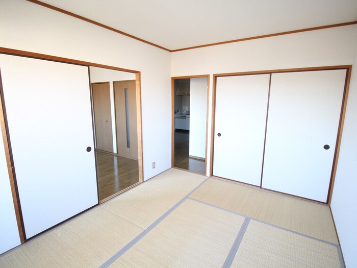 物件内観写真9　(居室)