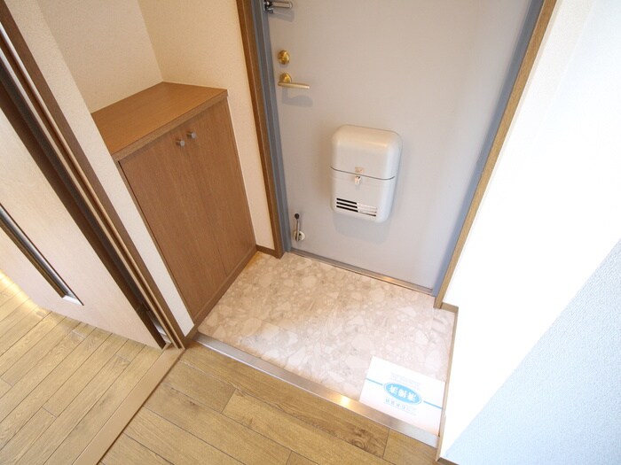 物件内観写真20　(玄関)