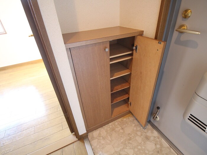 物件内観写真21　(靴箱)