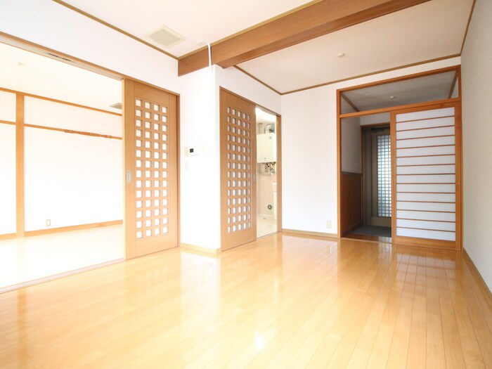 物件内観写真5　(居室)