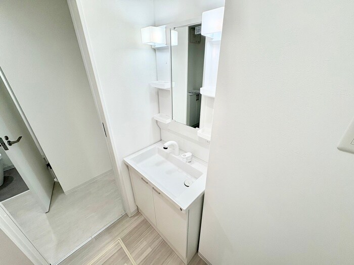 物件内観写真9　(洗面)