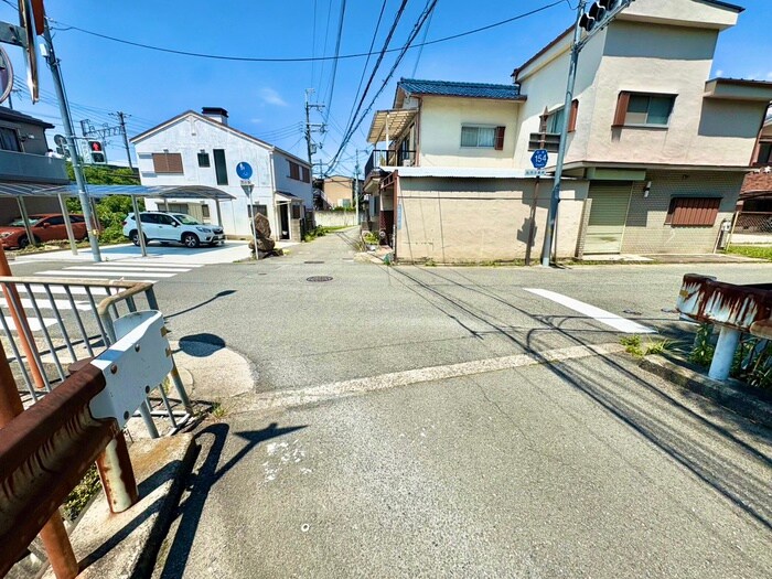 物件外観写真6　(周辺環境)