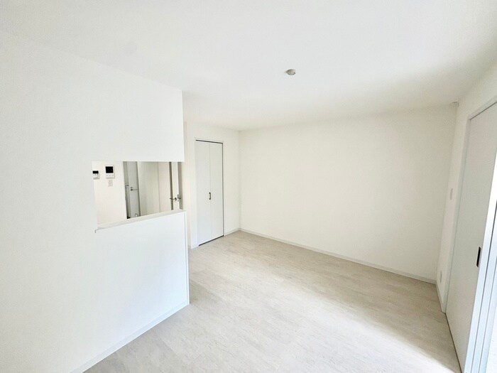 物件内観写真13　(廊下)