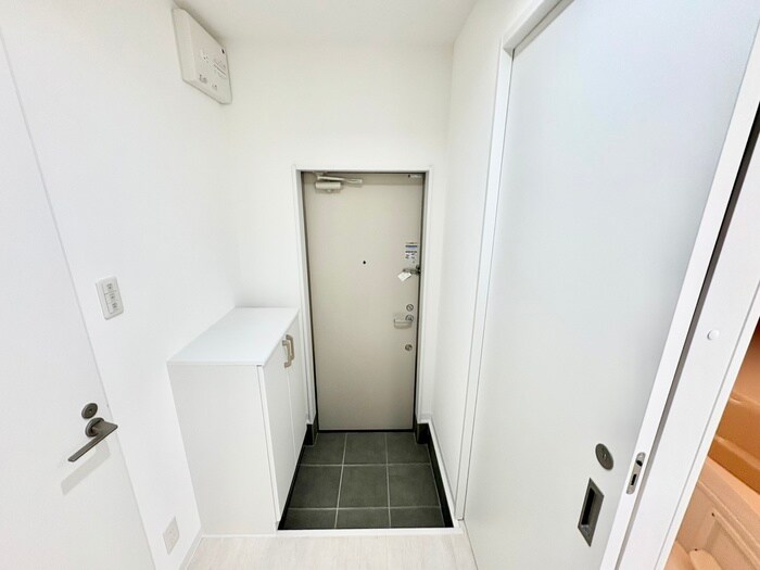 物件内観写真19　(玄関)