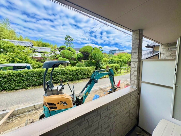 物件内観写真20　(室内からの展望)