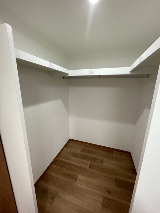 物件内観写真11　(収納)