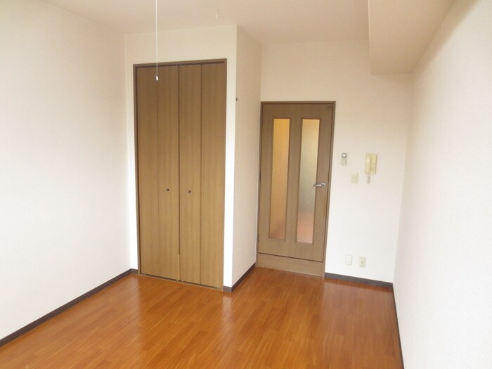 物件内観写真10　(居室)