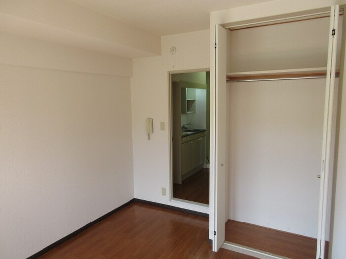 物件内観写真12　(居室)