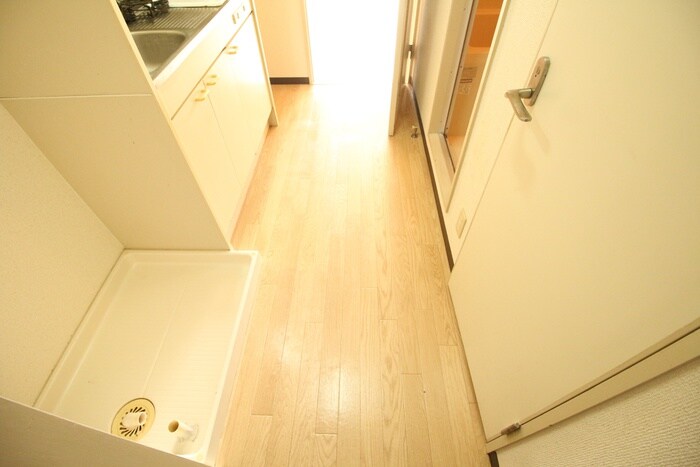 物件内観写真14　(廊下)