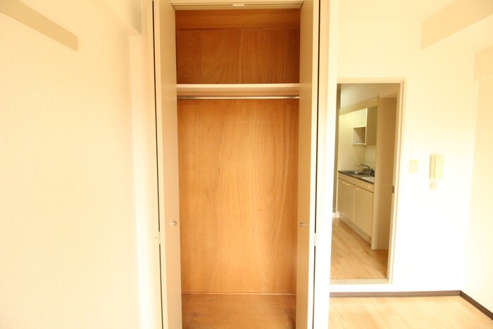物件内観写真16　(収納)