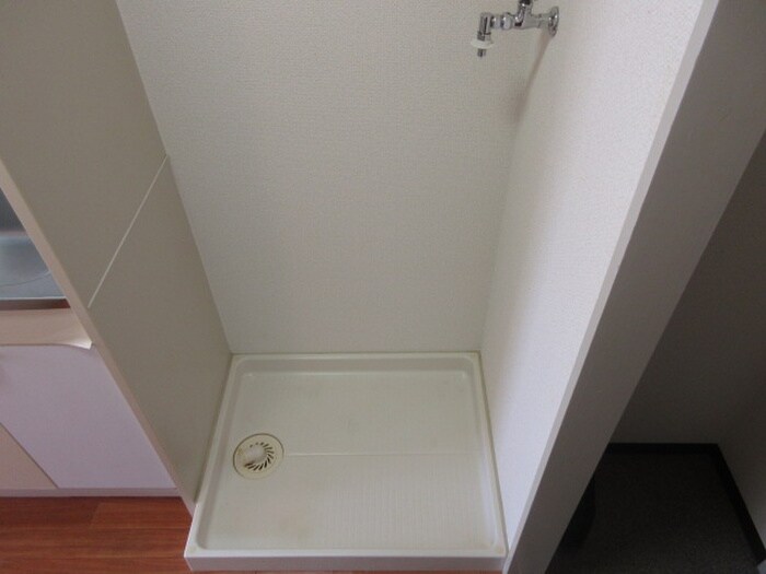 物件内観写真20　(洗濯機置場)