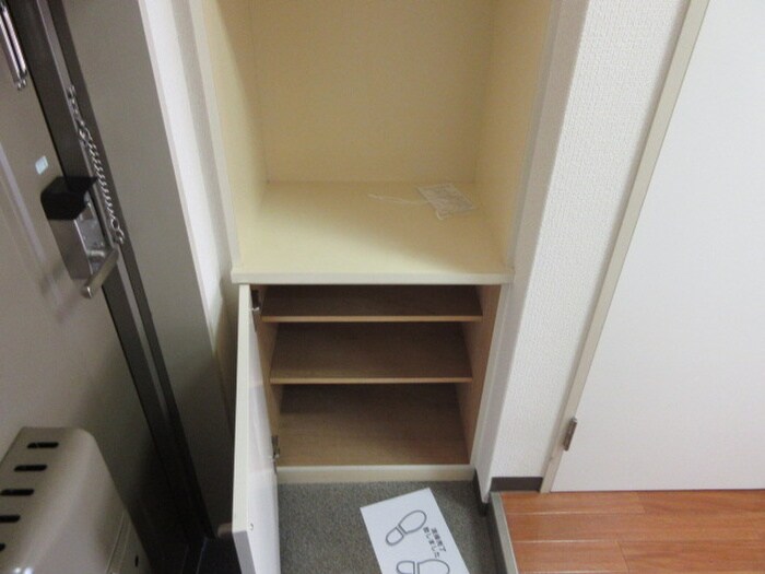 物件内観写真21　(靴箱)