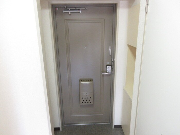 物件内観写真22　(玄関)