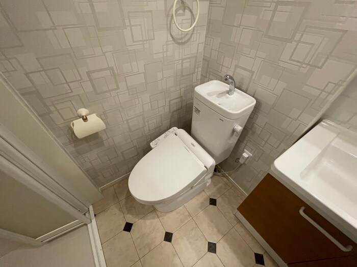 物件内観写真12　(トイレ)