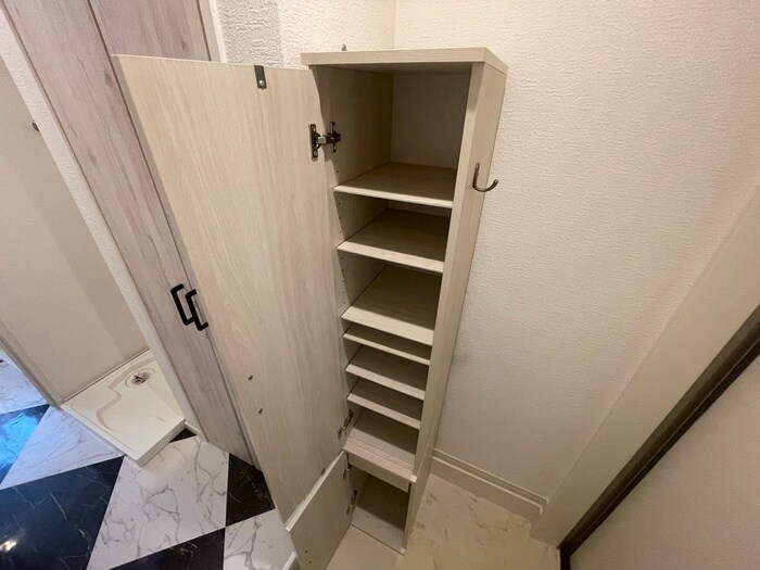 物件内観写真16　(靴箱)