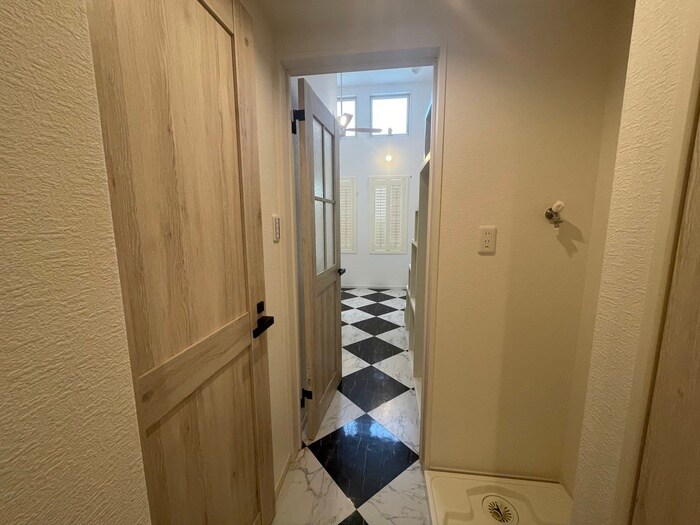 物件内観写真18　(廊下)