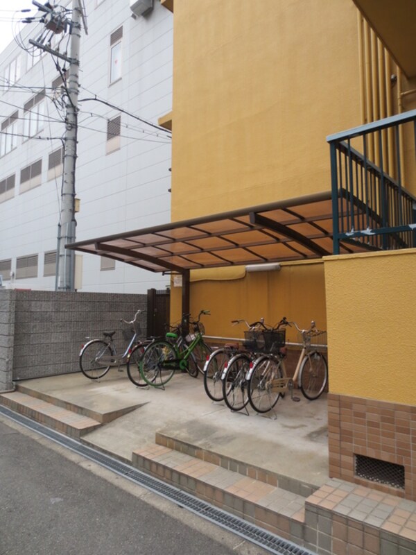 駐輪場