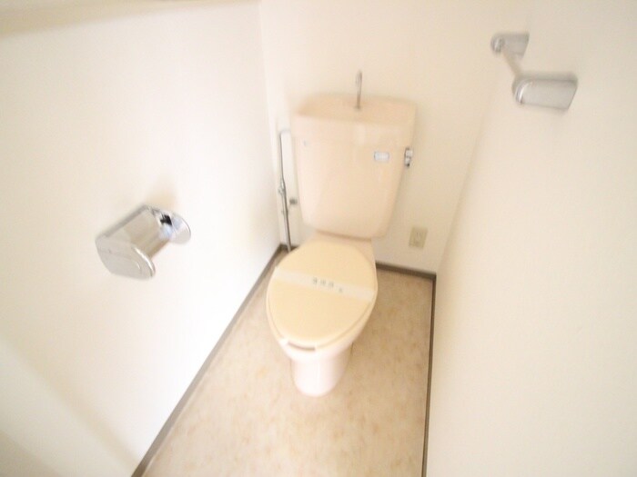 物件内観写真11　(トイレ)