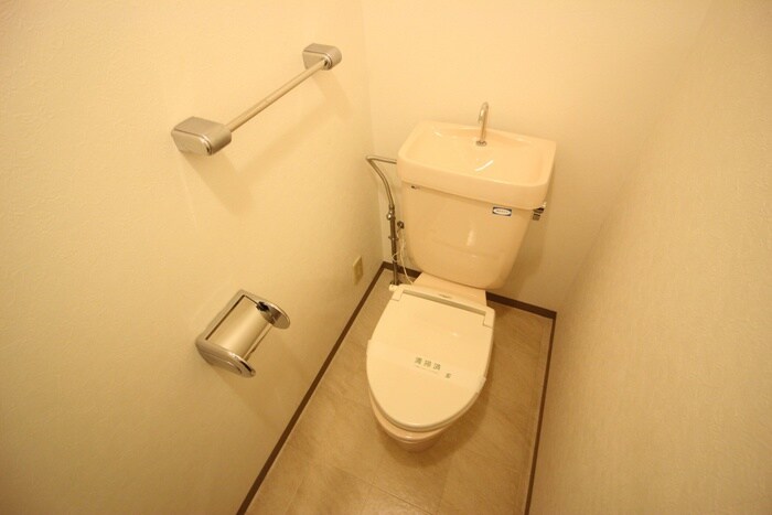 物件内観写真13　(トイレ)