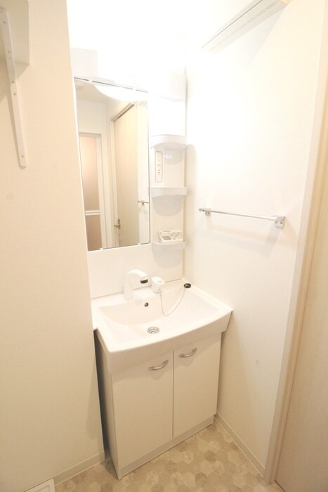 物件内観写真9　(洗面)