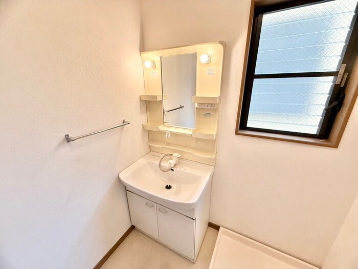 物件内観写真14　(洗面)