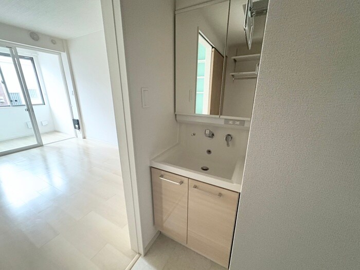 物件内観写真11　(洗面)