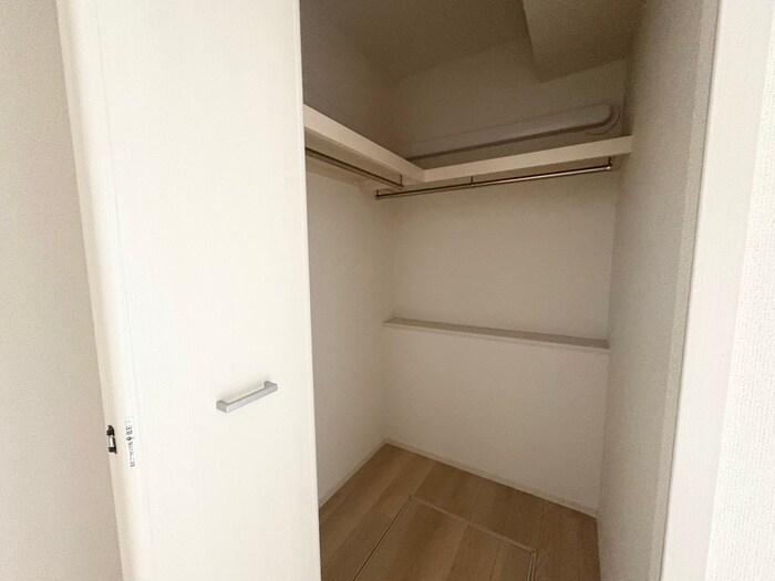 物件内観写真13　(収納)