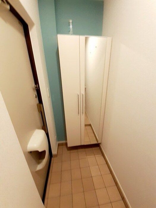 物件内観写真15　(玄関)