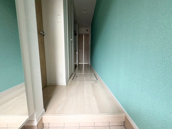 物件内観写真19　(廊下)