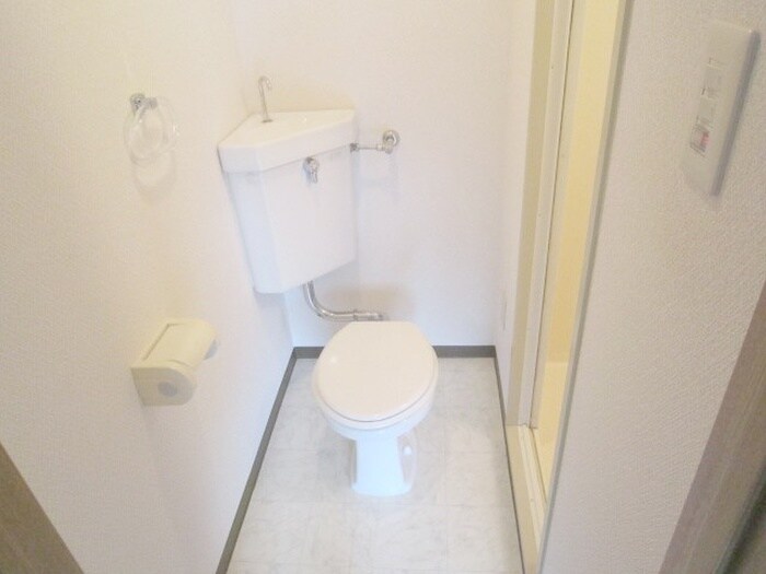 物件内観写真12　(トイレ)