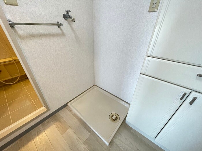 物件内観写真14　(洗濯機置場)