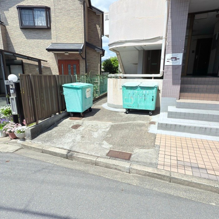 物件外観写真4　(建物設備)