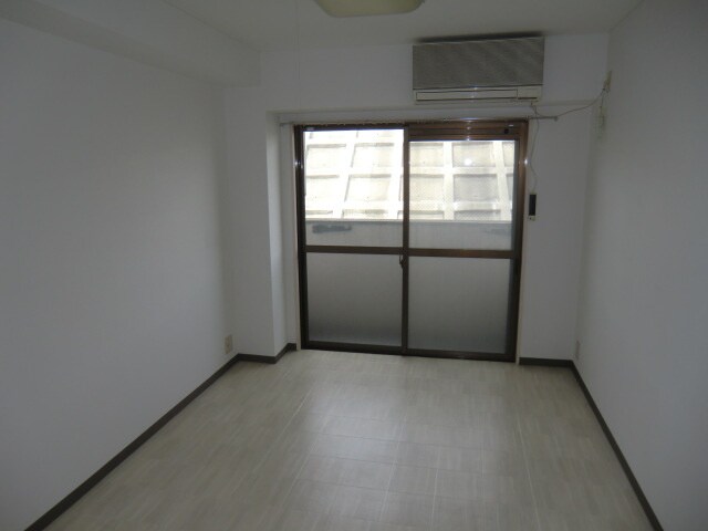 物件内観写真11　(居室)