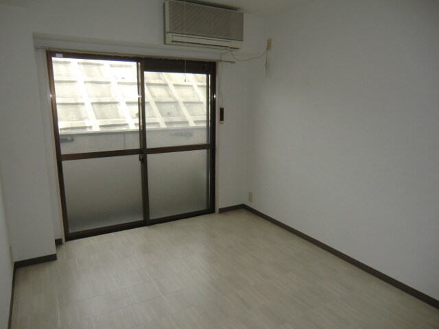 物件内観写真15　(居室)