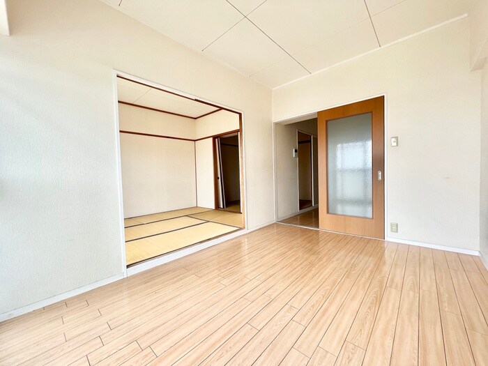 物件内観写真8　(居室)