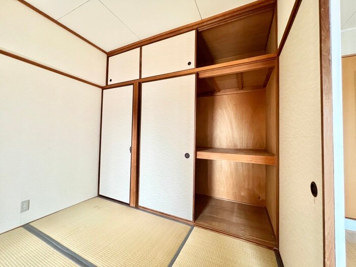物件内観写真10　(収納)