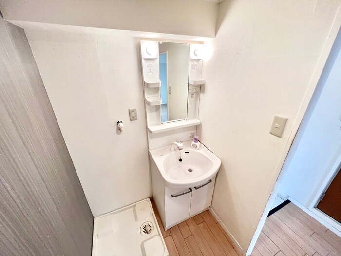 物件内観写真13　(洗面)