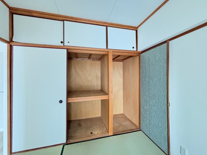 物件内観写真13　(収納)