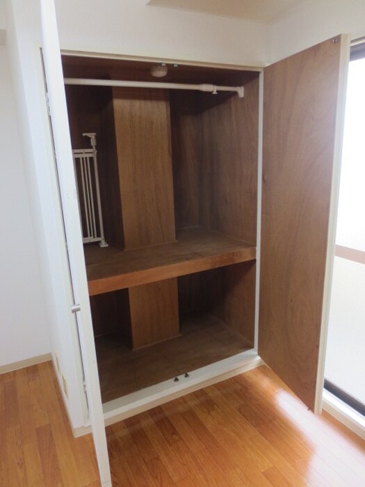 物件内観写真16　(収納)