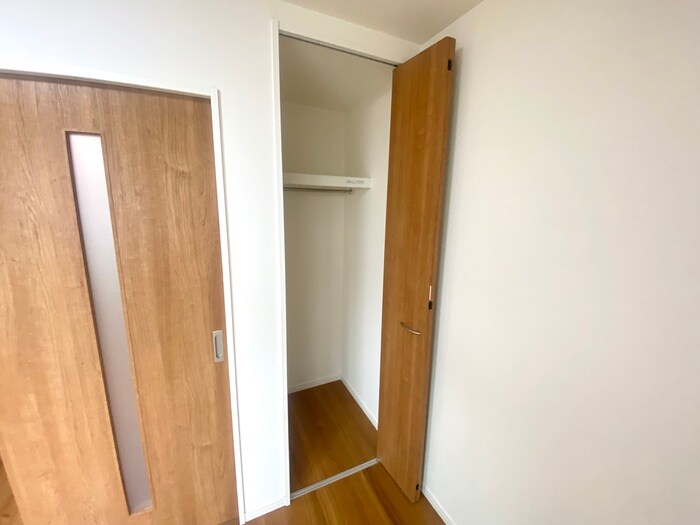 物件内観写真16　(収納)