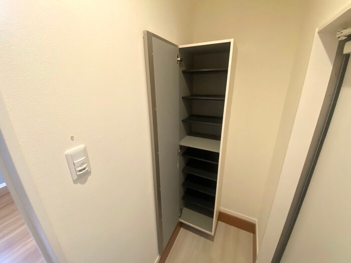 物件内観写真18　(靴箱)