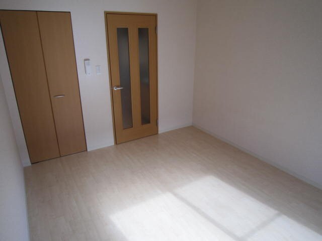 物件内観写真11　(居室)