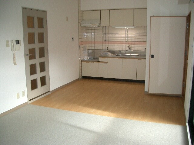 物件内観写真4　(内観写真)