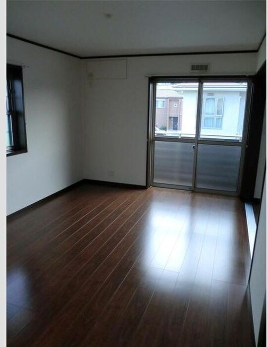 物件内観写真4　(居室)