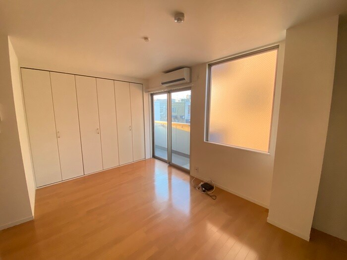 物件内観写真12　(居室)