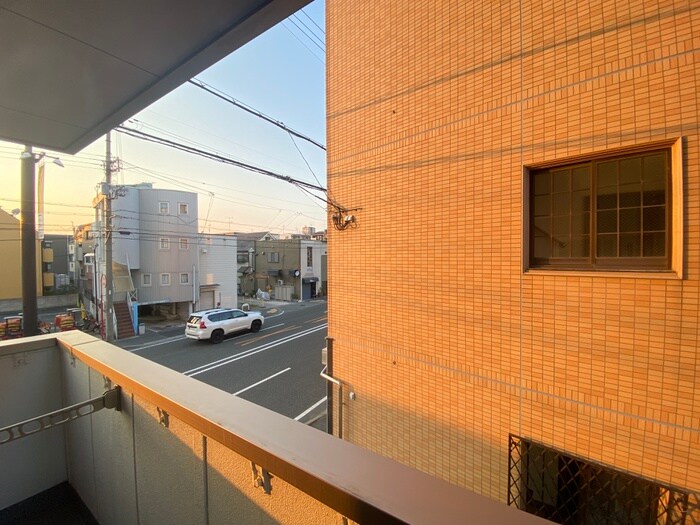 物件内観写真18　(室内からの展望)